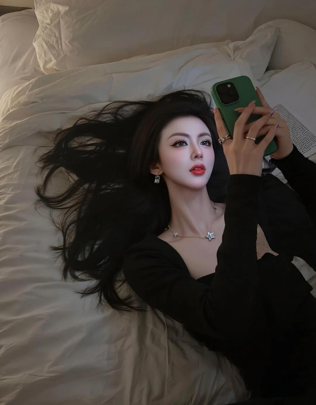 找爹系，中俄混血|170cm|小蛮腰|会撩人|坐标：杭州真诚不口嗨的来，非诚