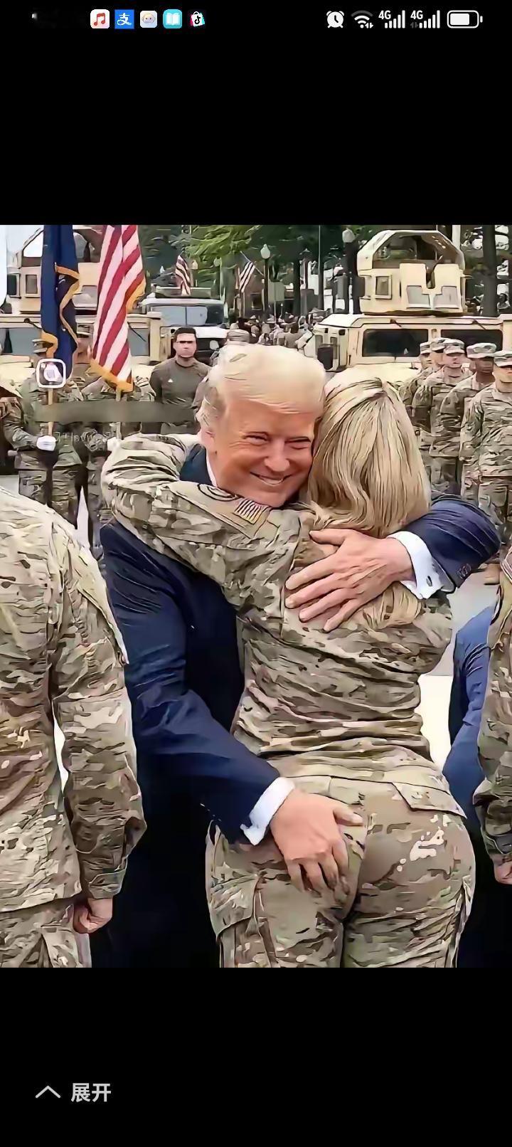 特朗普不老实。他接见美国女兵时手放的位置不雅[呲牙笑][呲牙笑]这可不是啥小问题，