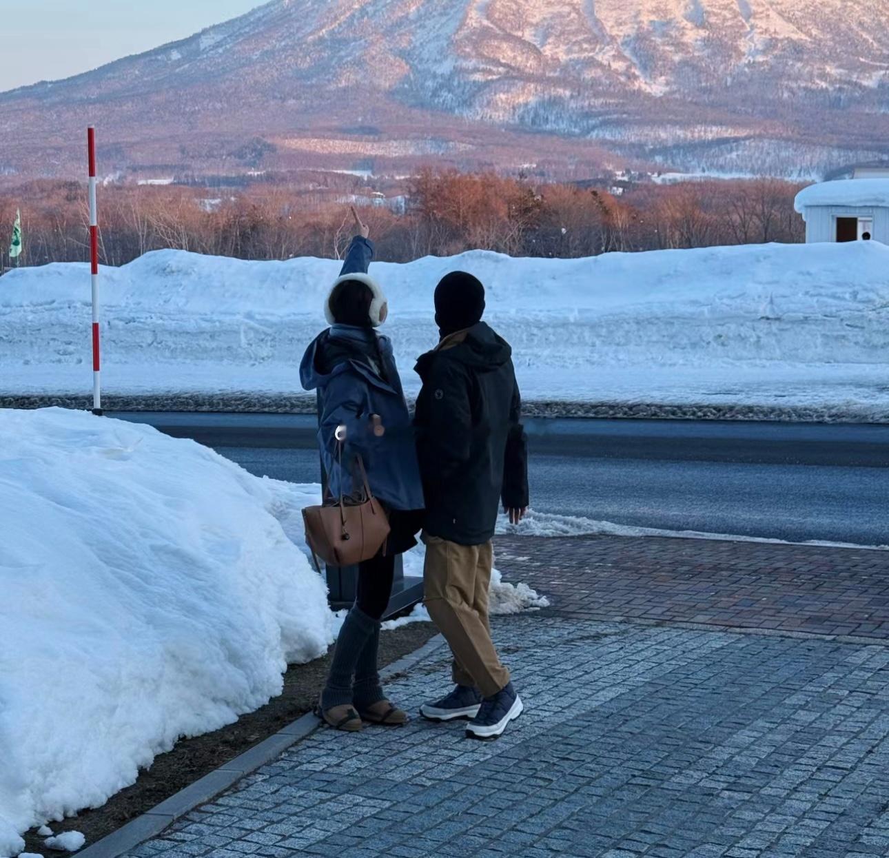 林峯张馨月日本旅行🏔️