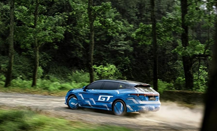 今年国内车圈掀起了一波GT热潮，极氪007GT、小米SU7GT、启境GT7等多款
