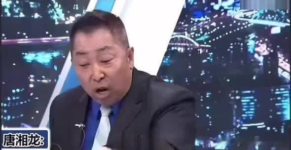 台湾的名嘴里，唐湘龙是为数不多能压住绿营那几个经常上节目的女人的人：记得前段时间