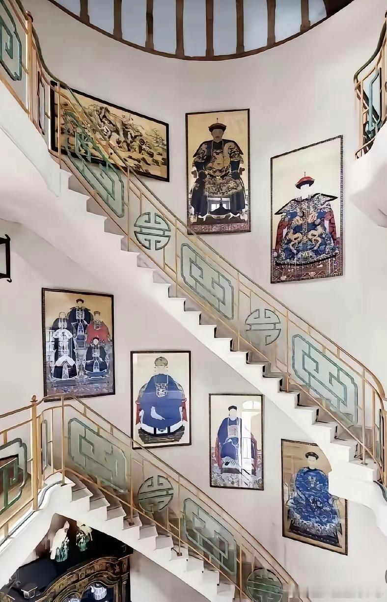 华伦天奴老板的家。华伦天奴这名字起得也是奇怪