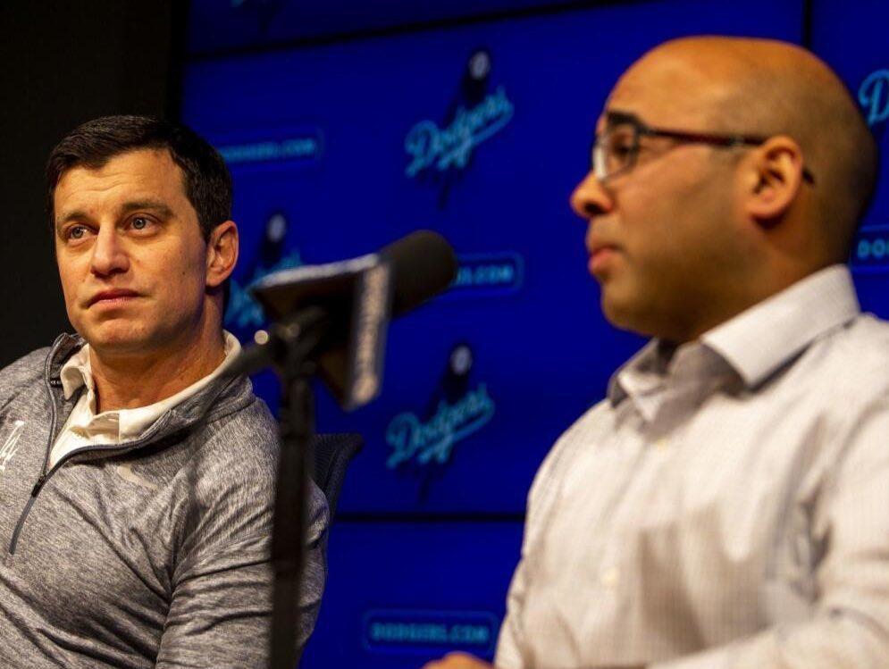 湖人管理层刚上任就开始工作了！虽然国王超市大开张，但是湖人退出了对于小萨博尼斯的