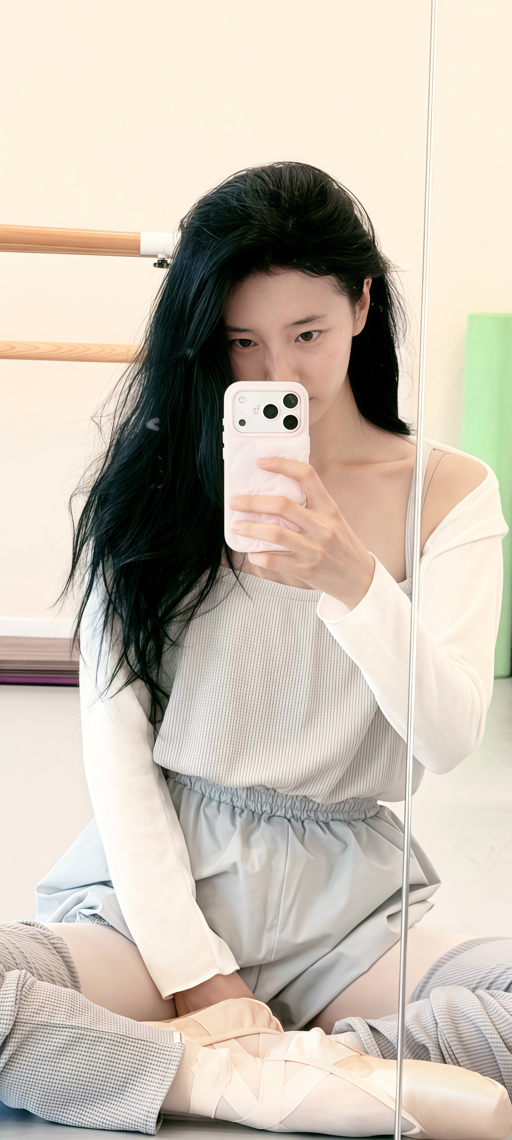 裴秀智女友风日常壁纸更新女神私底下的穿搭好漂亮啊