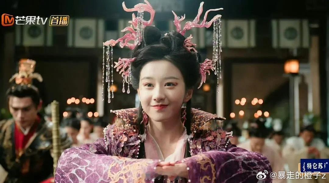 刷剧刷到这位，各位怎么说，总感觉哪里怪怪的