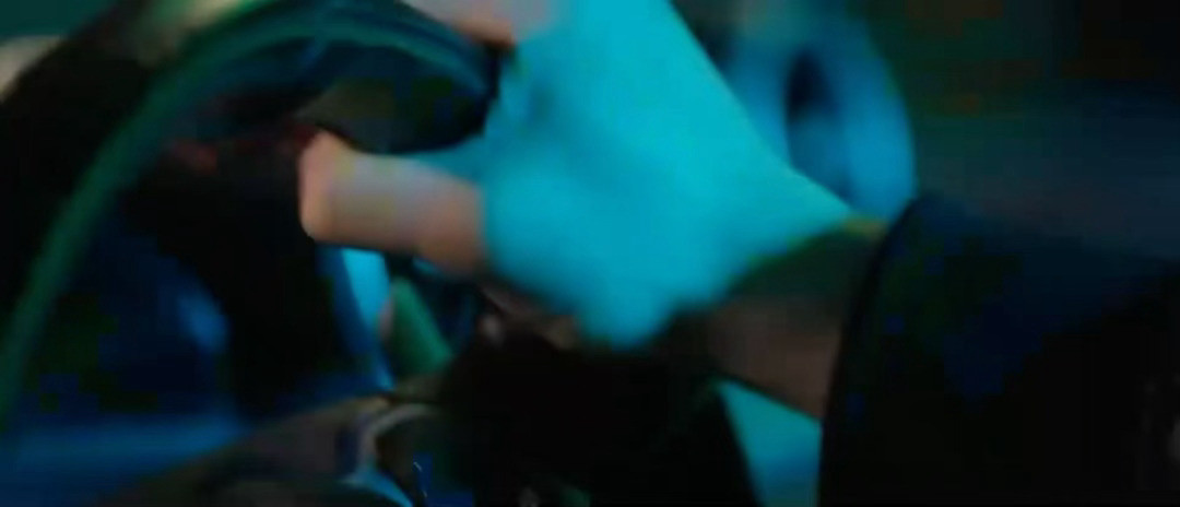 姚琛钱锟硬刚上了JYP的野性和SM的精致，在这首歌里正面交锋了。不是谁迁就谁，