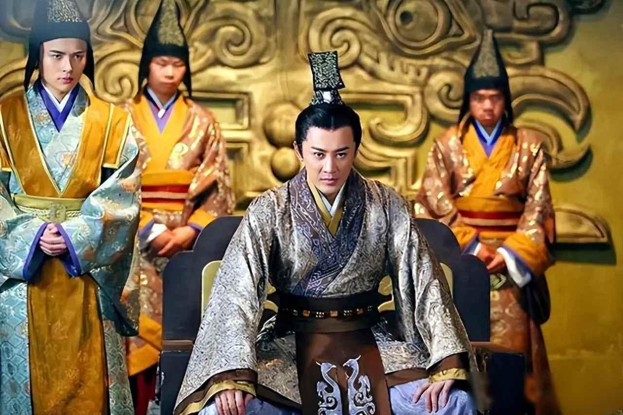 公元前103年，汉武帝要提拔一个人当丞相。这哥们儿不但没谢恩，反而当场跪在地上嚎
