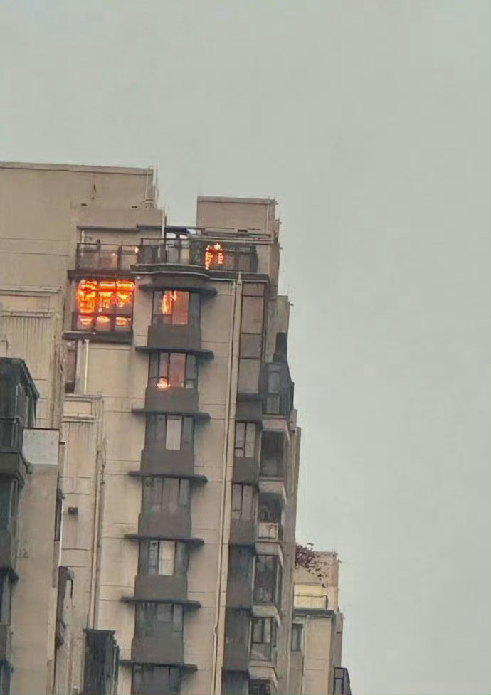 因为这装修，对面楼住户一个月打了5次119​​​​