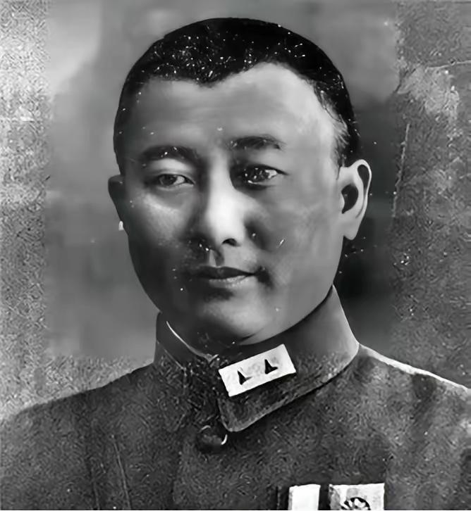 1948年3月的一天，彭德怀在瓦子街看到刘戡的尸体，说：他当年为救我们一名同志，