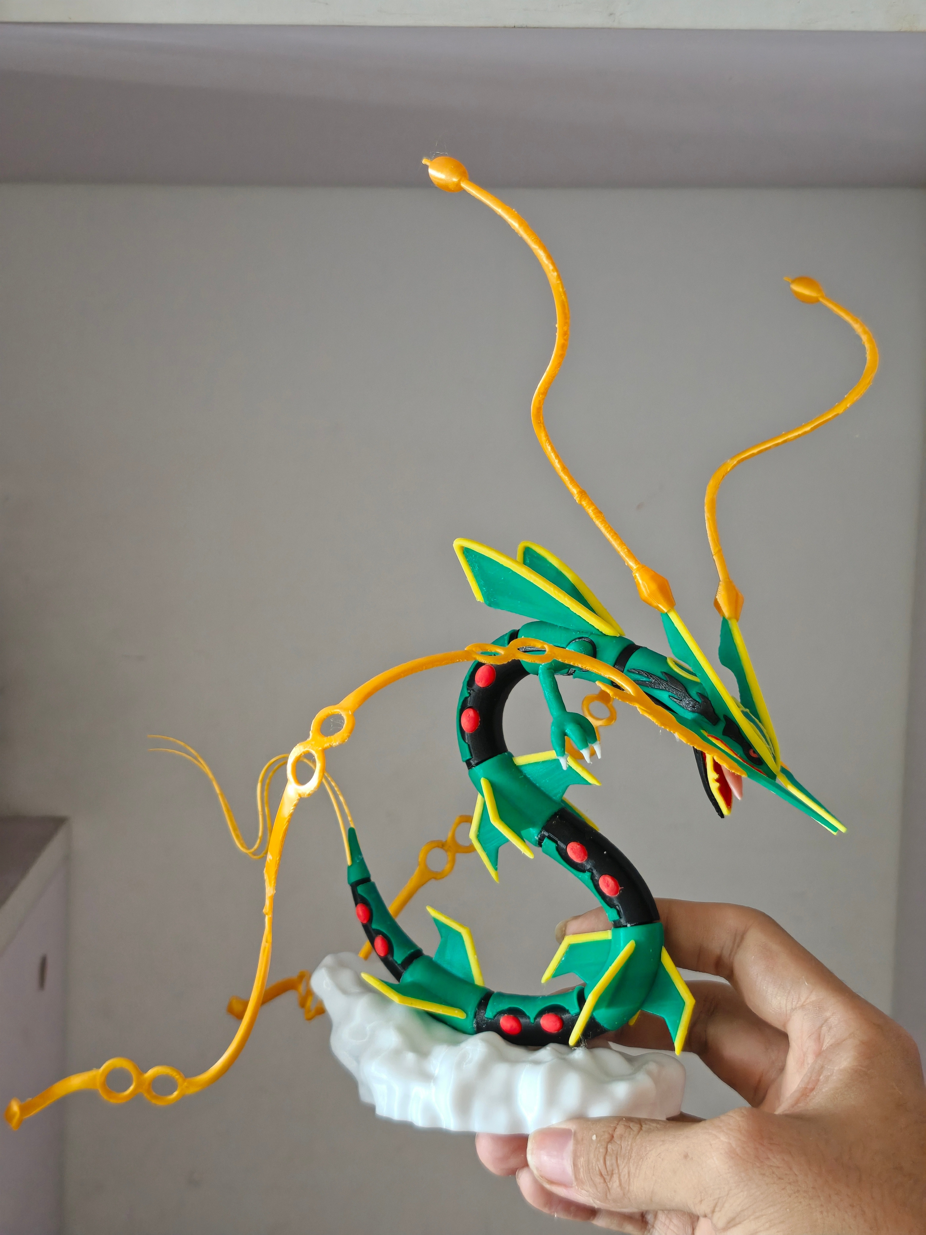 这是我迄今做的最复杂的3D打印，mega烈空坐。图纸是外国的开源模型，最难的是飘