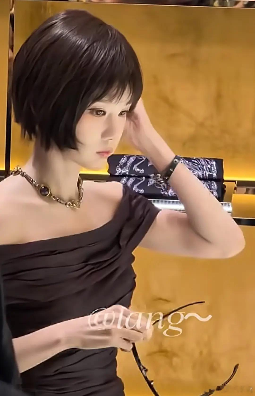 李一桐短发造型如何呢