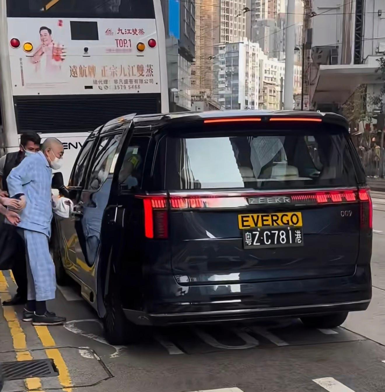 这哥们是谁，他很有实力吗