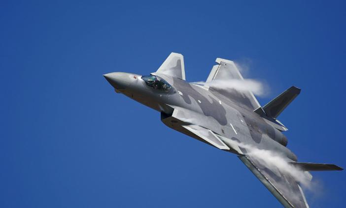 俄军事专家：中国很多武器的性能已超过美国，但都有一个共同缺点中国军工这些年蹿得