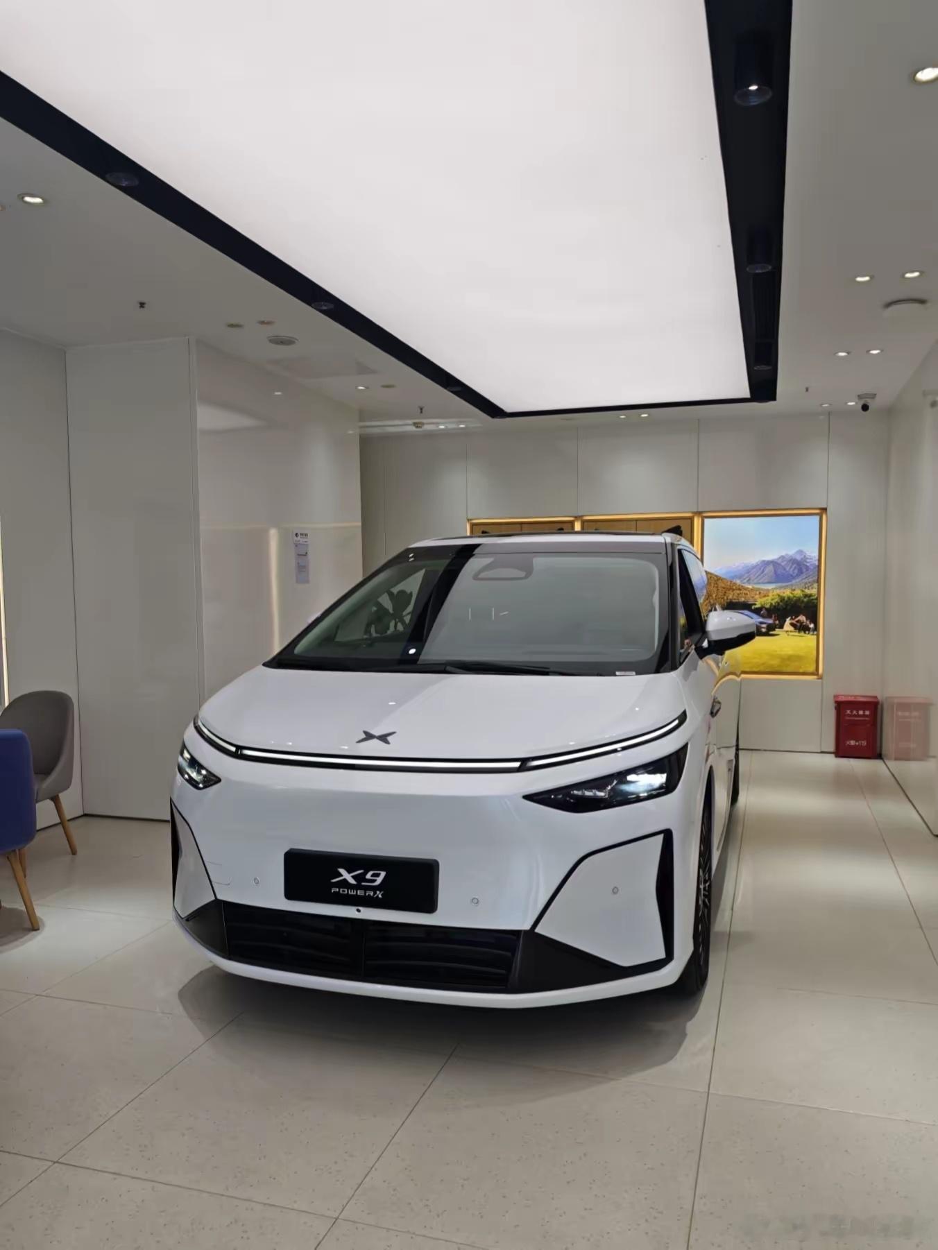 小鹏X9超级增程直面腾势D9、岚图梦想家、魏牌高山，别克GL8等强劲对手，最终售