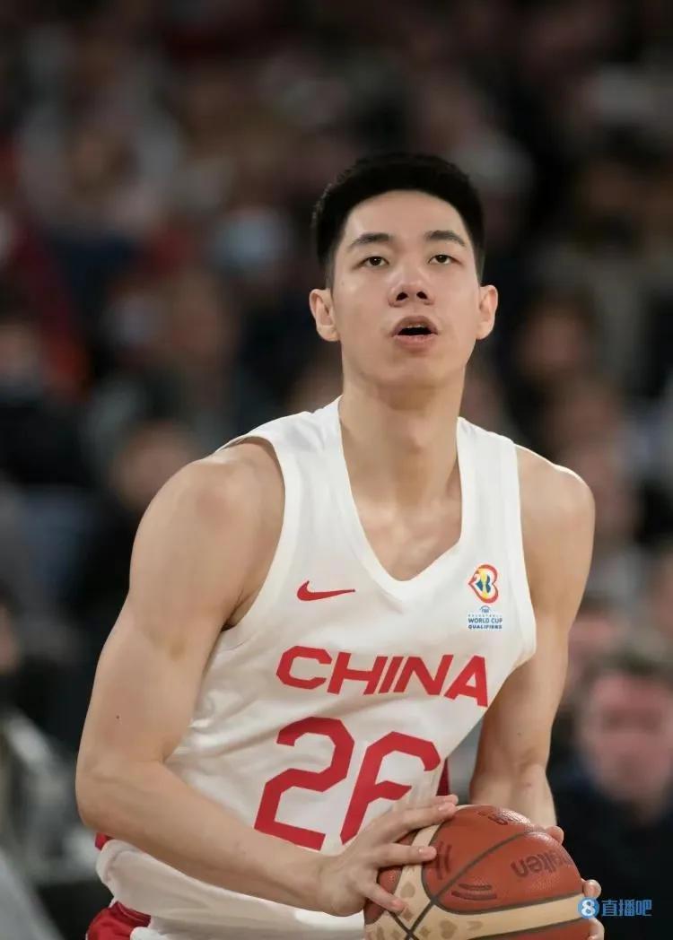 兄弟们！机会来了！什么机会呢？那就是我们薄弱的3号位补强机会来了！为什么这么