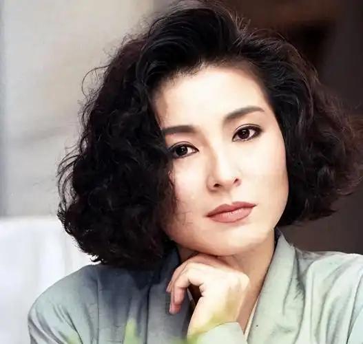 “她当时喝多了”：一句借口，足以毁掉一生酒吧灯光昏暗，她脸颊泛红，说话已经开始