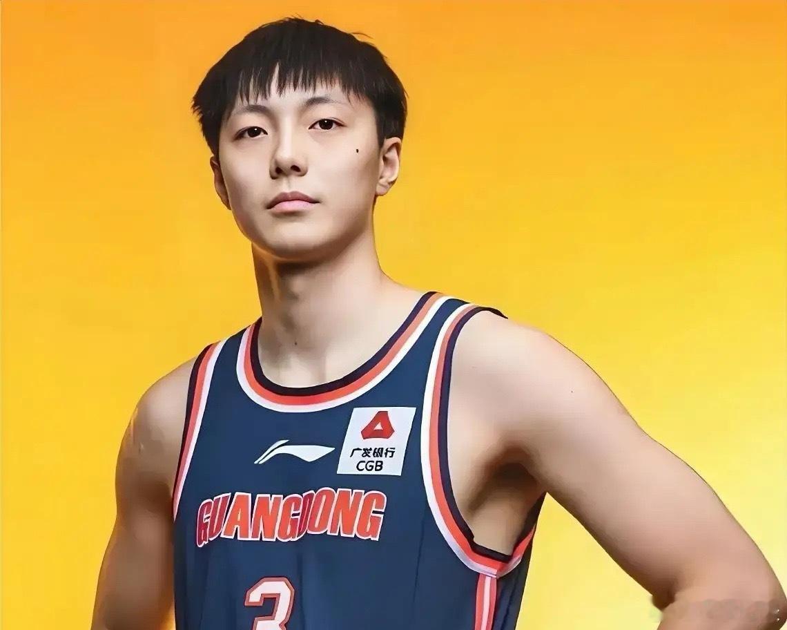 还打啥？都走吧，走吧，吧！！随着广东男篮31分惨败给北京，这三个人可以走了，不必