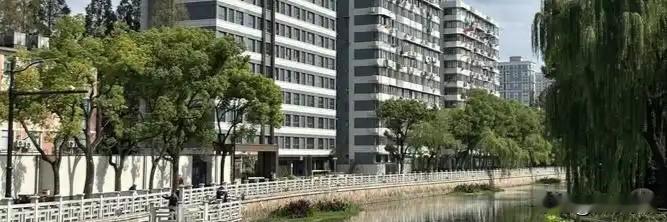 看看正在贬值的10个资产，你有没有中招？1、房子。房地产市场“供求关系”发生