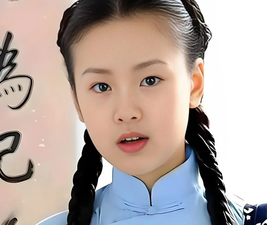 董洁和林心如撞衫同一件学生装，你觉得谁的气质更胜一筹？