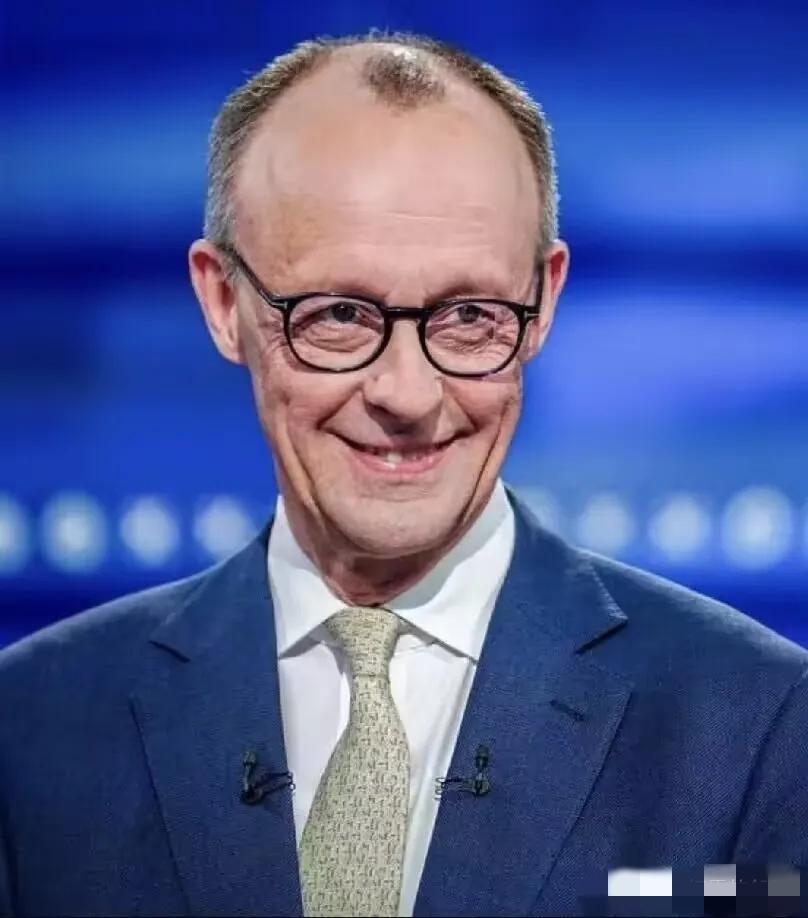 德国、法国为何对匈牙利否决900亿援乌方案如此愤怒？答案就藏在这900亿美元的使