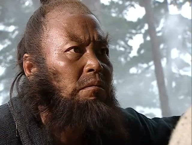 武松打虎，打得是凶险万分，为何李逵却轻易杀掉四只老虎？别看都是老虎，差距可大多了