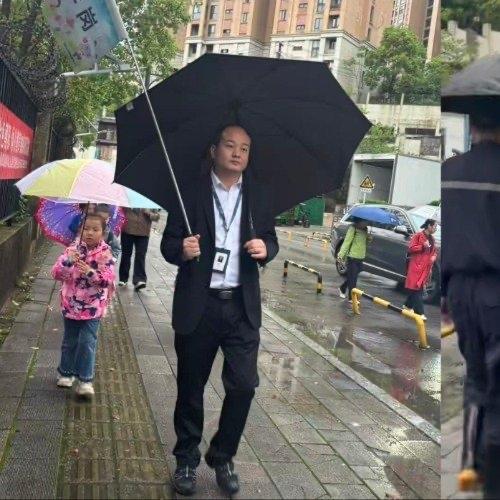 湖南长沙有这么一个小区，物业做的一件事，让无数网友直呼羡慕又感动。这家小区的物业