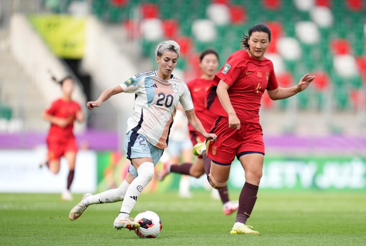 北青: 中国U20女足轮换5人保存实力, 黄嘉欣伤情待进一步确认