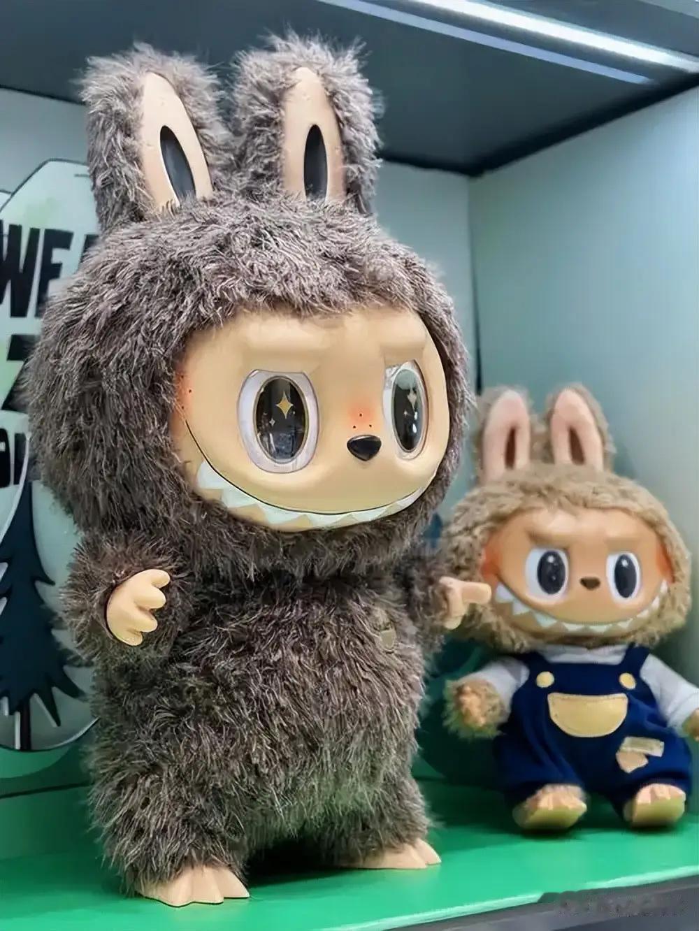 放在家里吃灰吧，曾在网上被炒作到108万的天价玩偶，如今来看，暴跌到629元无人