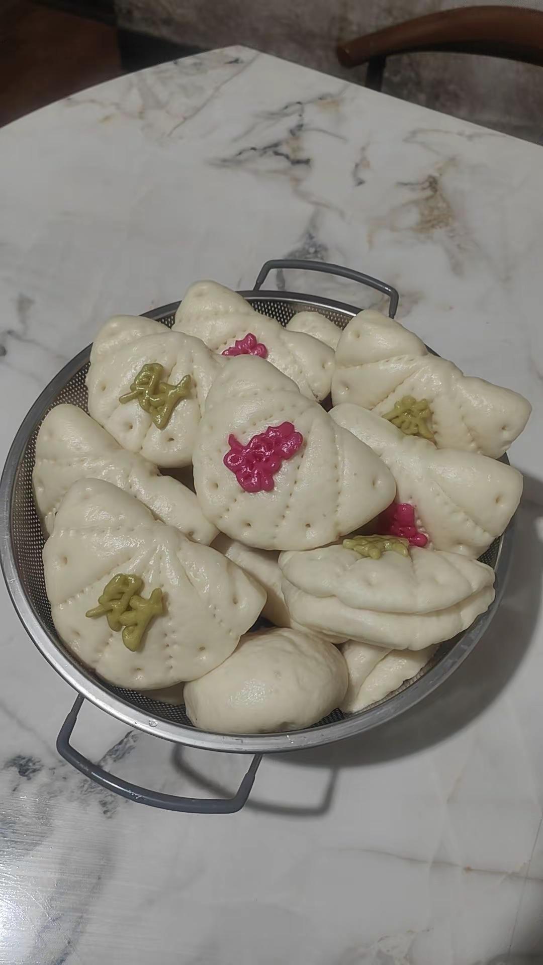 人间烟火初，年味渐浓时，独缺你！