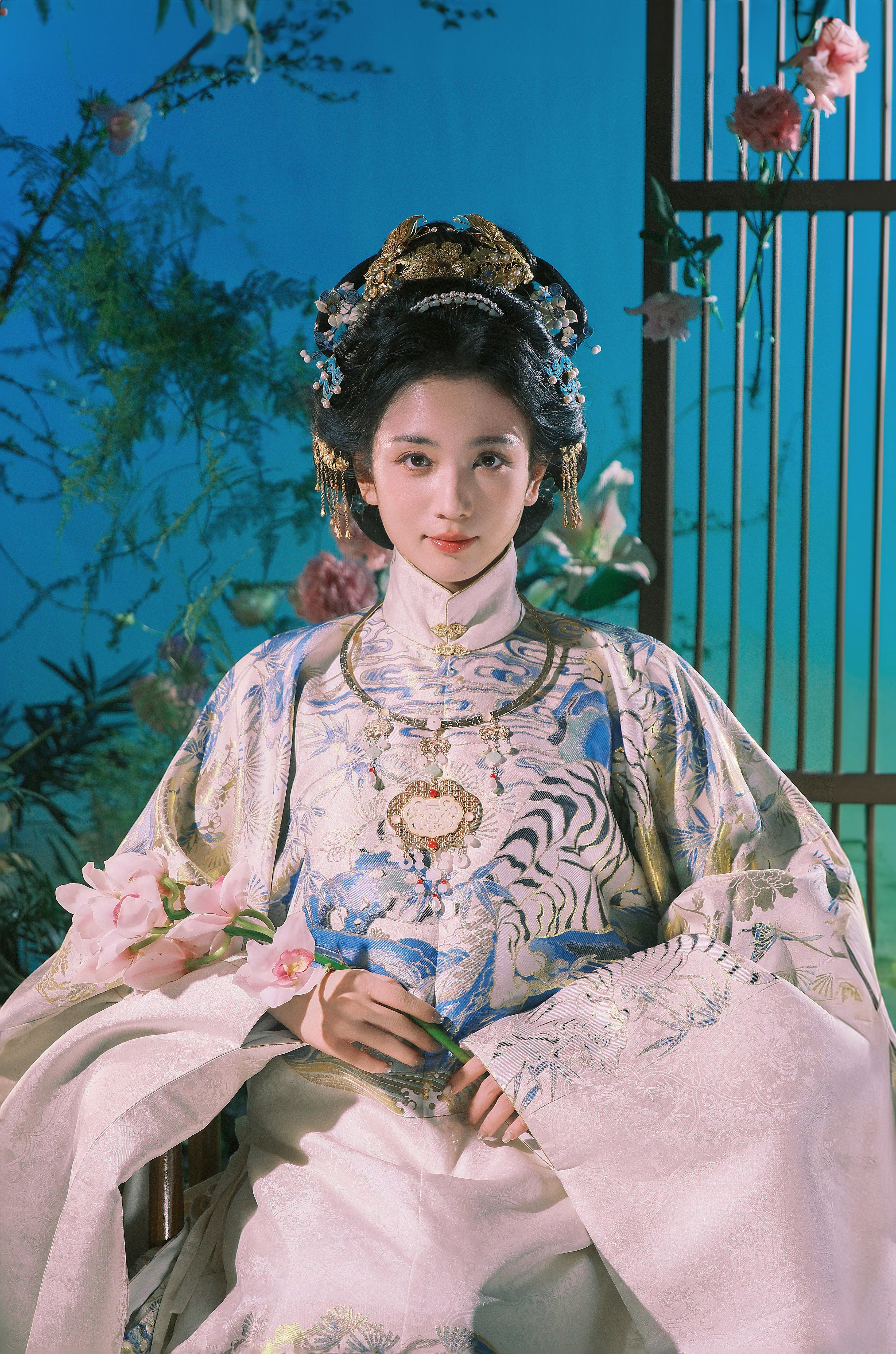 其实娃娃的明制第一次刷到的是这个不知道宝珠后期会不会有类似造型捏～～～代露娃