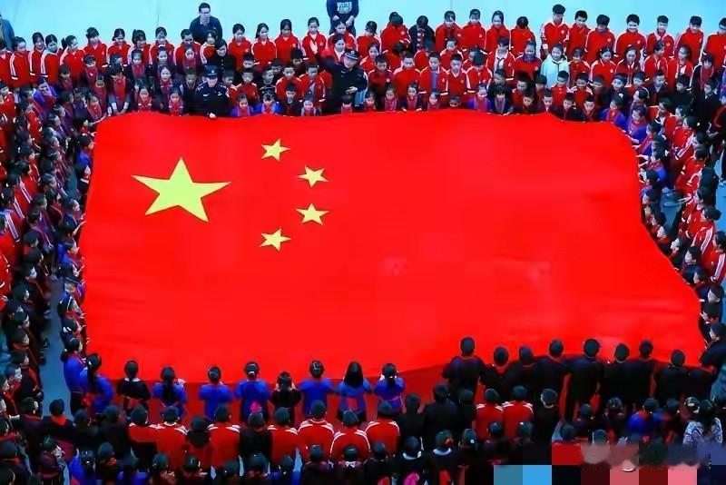 重视爱国主义教育已到了刻不容缓的地步了！国安部最新通报，​90后博士，才刚