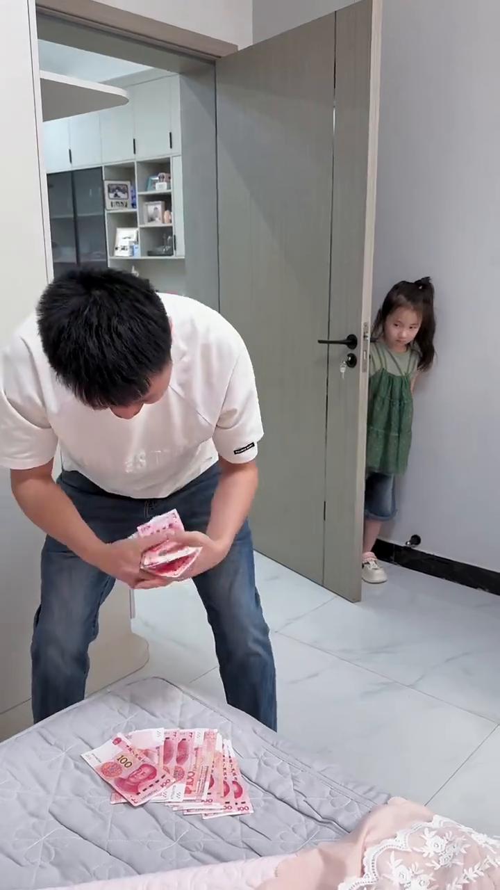 妈妈给。