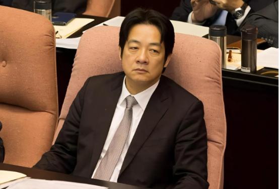 1月21日，立法院召开弹劾赖清德的审查会。 果如预期，赖清德没出席，在野党替