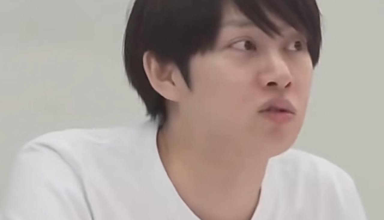 怪不得李秀满说，金希澈只要不犯法就行。之前SJ聚在一起讨论如何刺激新专辑