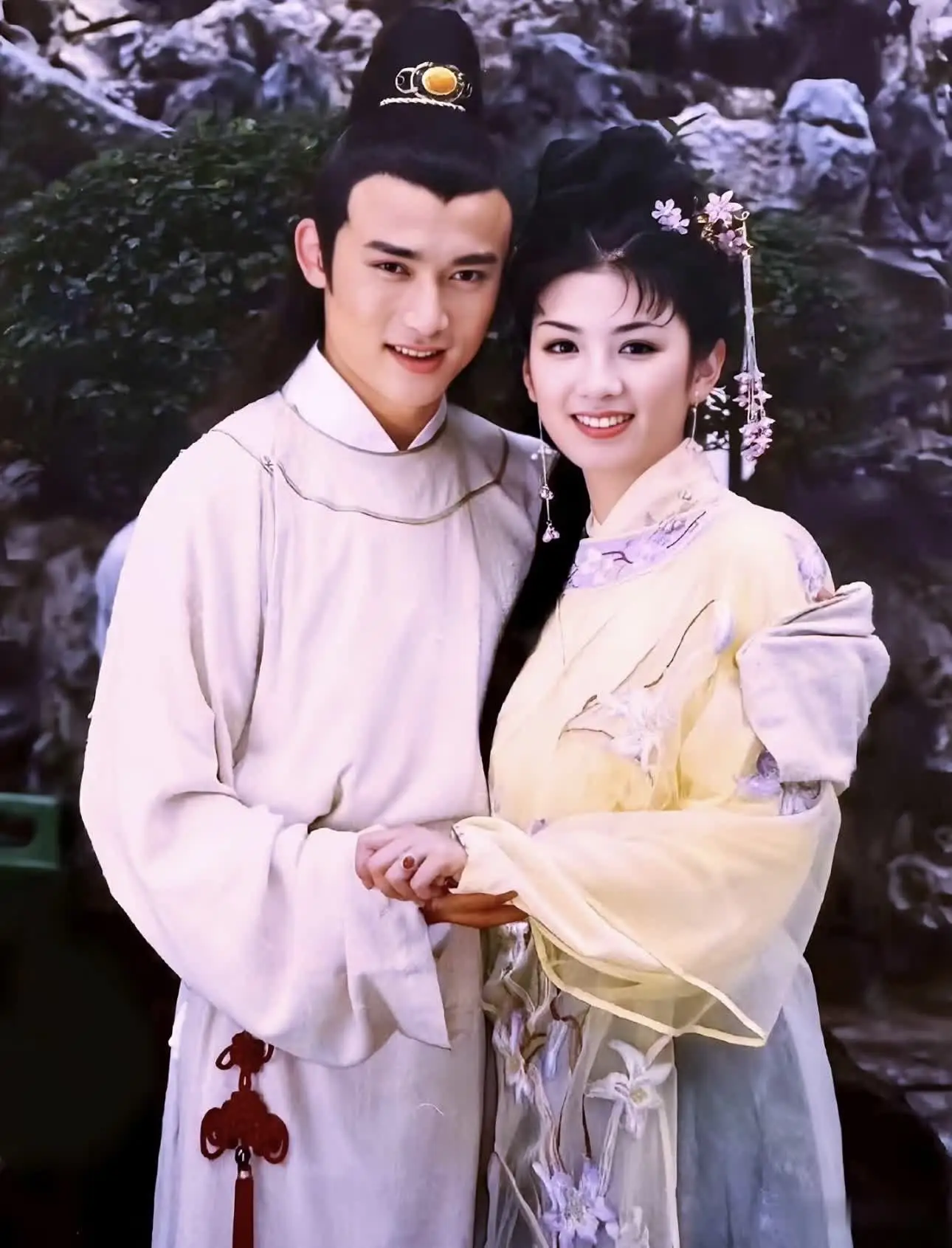 这女儿真是不省心，黄奕要不直接跟她说：“你长得像你爸爸。”或许，年仅12岁的女