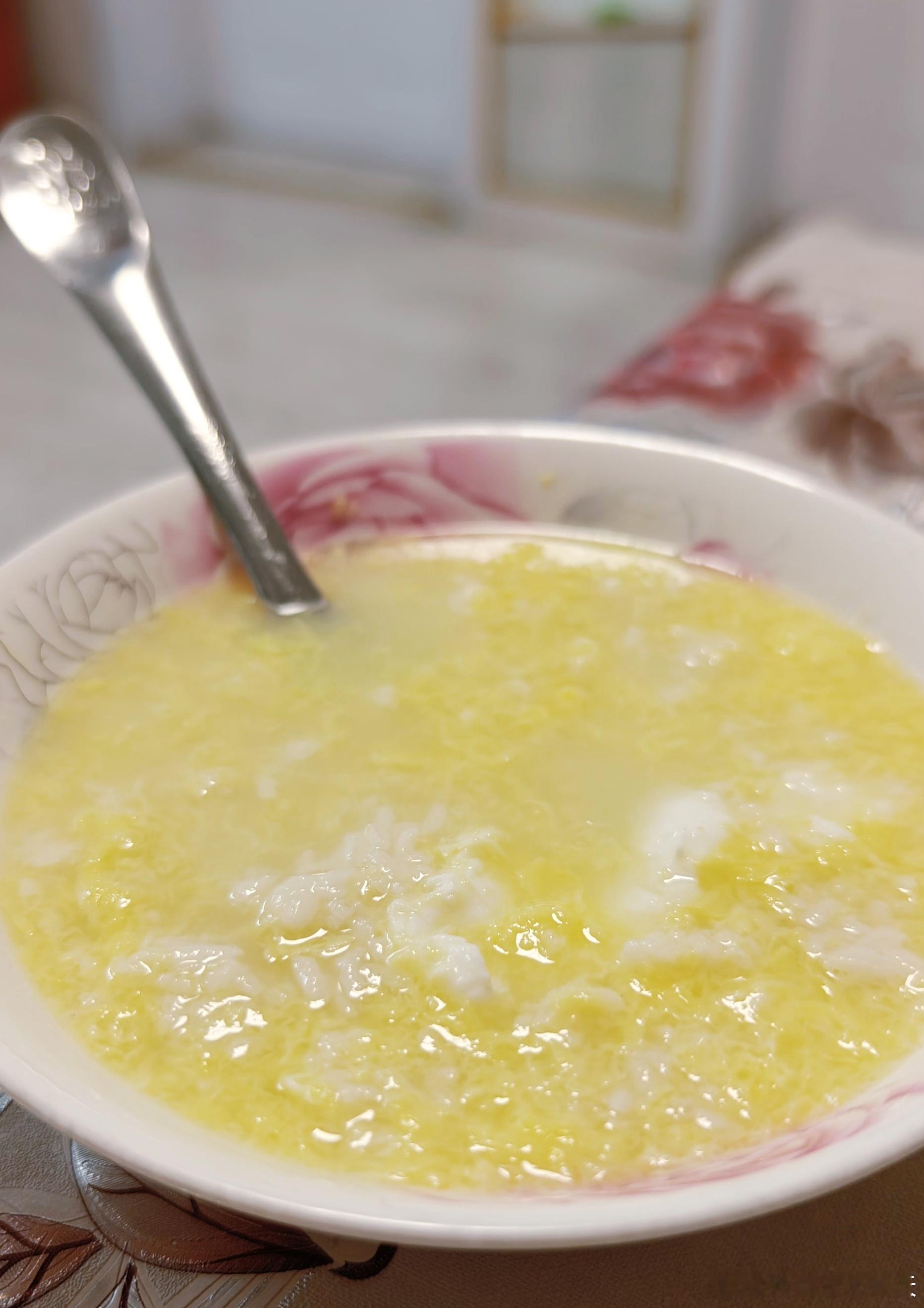 回家真的很幸福！（很发胖比如这会儿我饿了，我妈立马就给我煮一碗甜酒冲蛋…每天也不