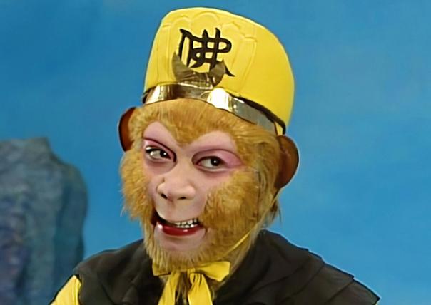 很多人反复翻看《西游记》，年轻时只羡慕孙悟空桀骜不驯、大闹天宫的洒脱，活成了人人