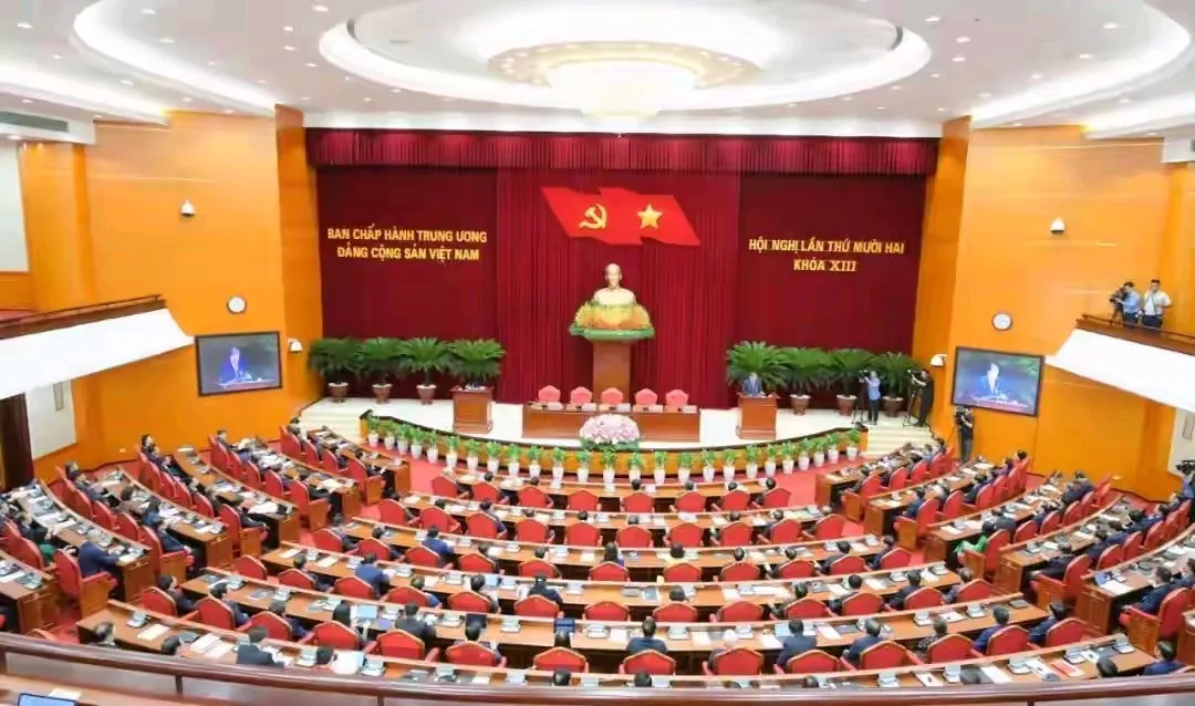 近日，越南“四架马车”中的三个已被惩处，其中一些本被认为能够顺利“平安落地”。虽