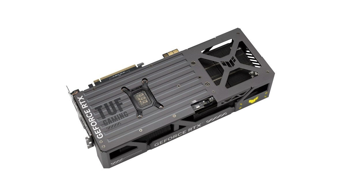 华硕增添RTX5080TUFBTF显卡加入模块化GC-HPWR供电接口去年