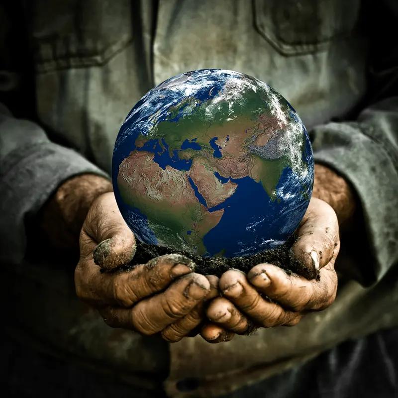 地球的可持续承载力问题真的很严峻。83亿人口的压力，地球就像一个不堪重负的巨人。