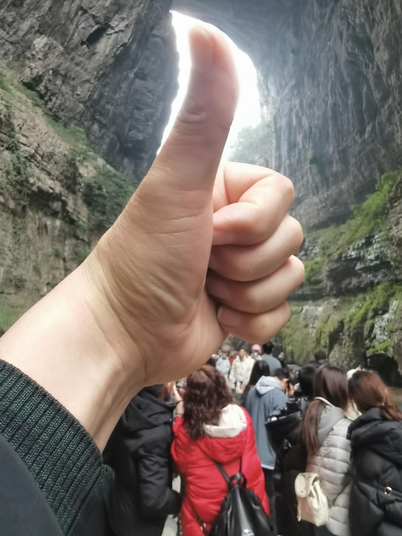 不知道你有没有观察过，那些真正过得安稳又幸福的婚姻，其实都藏着同一个很简单的真相