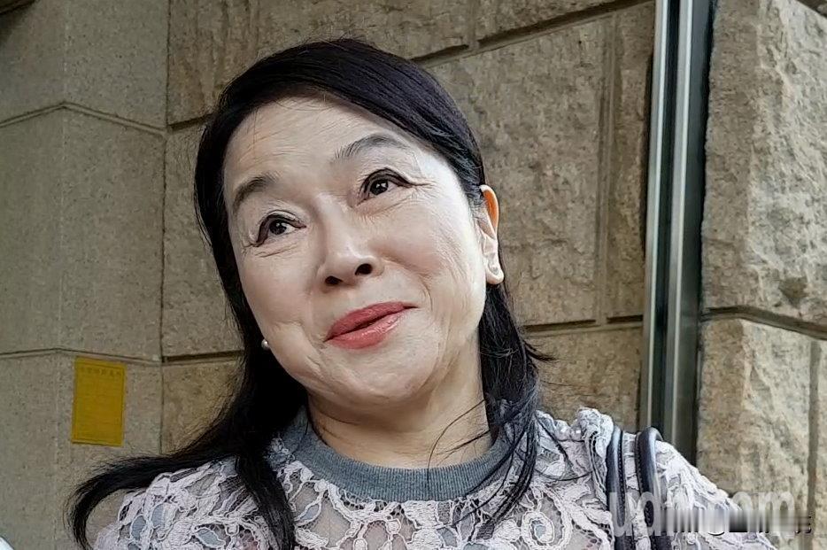 钱丽呛“台湾社会不健康”遭周玉蔻攻击已返回大陆的陆配钱丽，今天（6日）发