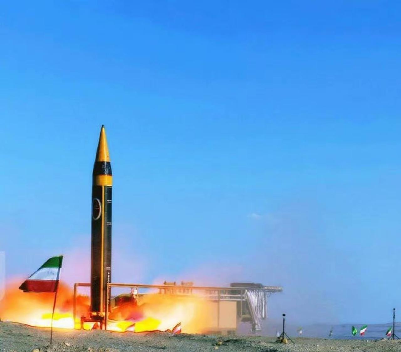 1吨巨型弹头从天而降，今天伊朗使用重磅利器今天是2026年3月5日，星期四，