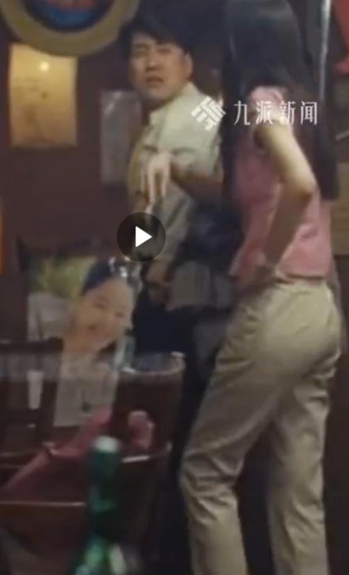 5月17日小鱼视频报道，安徽黄山，男子和朋友在外吃饭，隔壁桌年轻女生主动过来敬酒