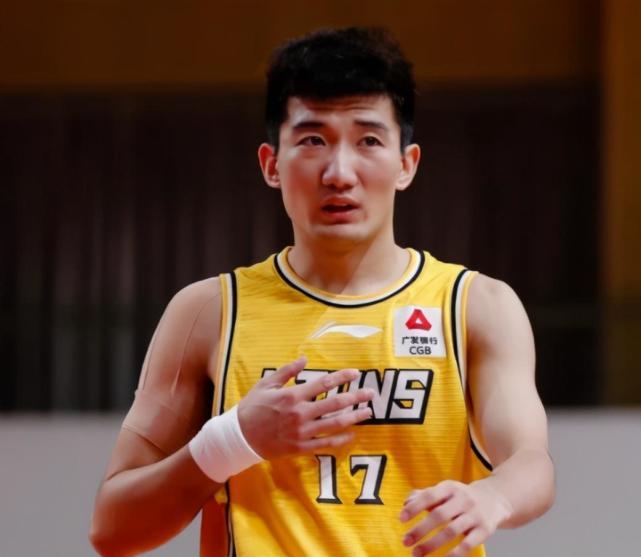 前男篮主帅李楠认为：“山西输在‘外援依赖症’晚期，广厦赢在‘体系+双核’兜底”。