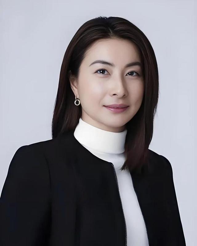 郭晶晶喜欢不喜欢娜然，已经不重要了！重要的是郭晶晶在这件事情上的处理方式，堪称豪