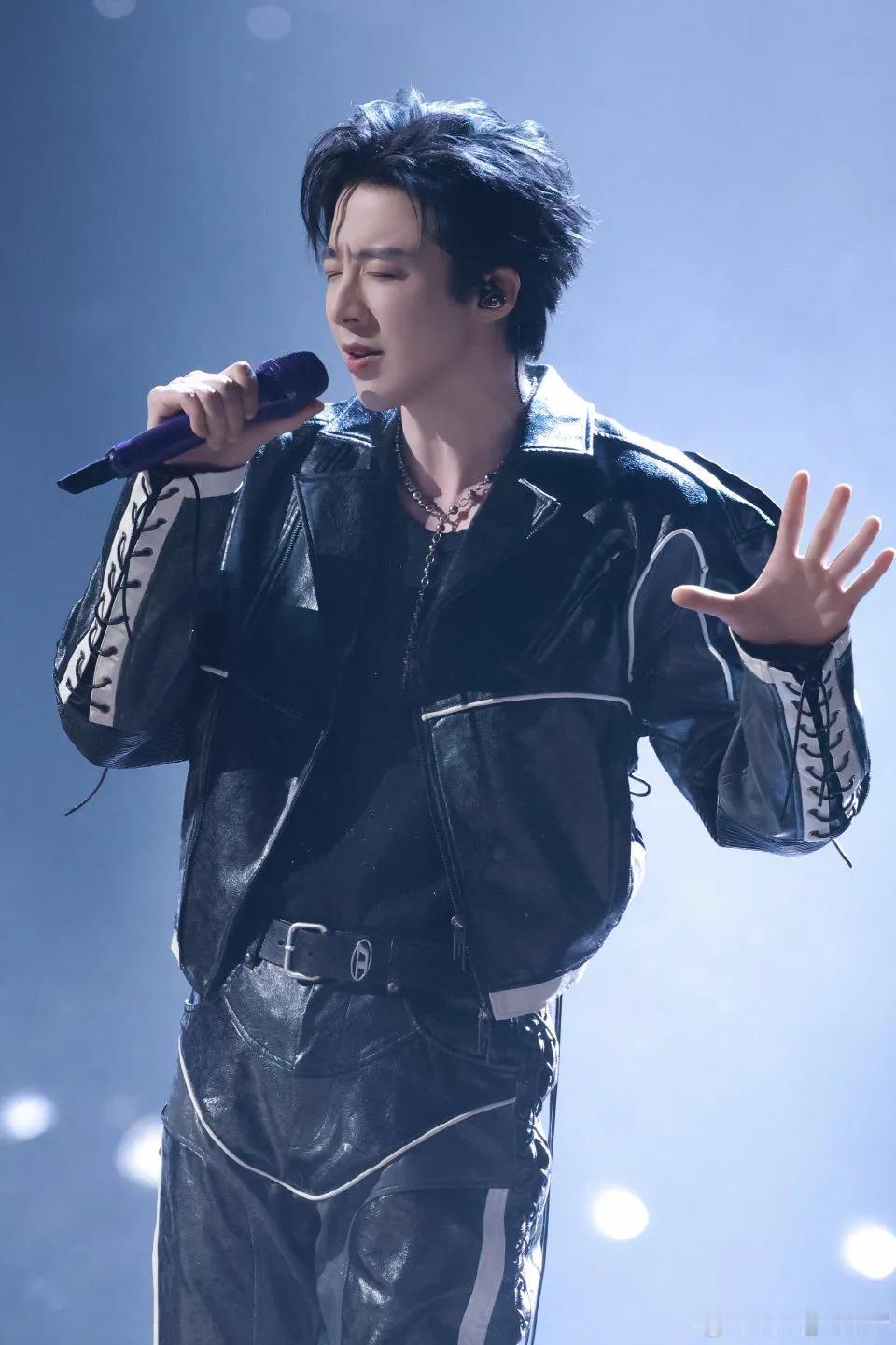 看到刘宇宁那篇告别音乐缘计划的小作文，说实话，有点被戳到。字里行间能感觉到，这回