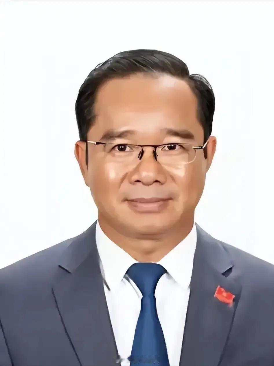 越南国立大学的教授阮文泰最近演讲时说：“我不喜欢中国，但我服气。”这背后其实