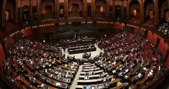 木槌下的第一议长: 弗德里克·穆朗伯格与《杰伊条约》风波