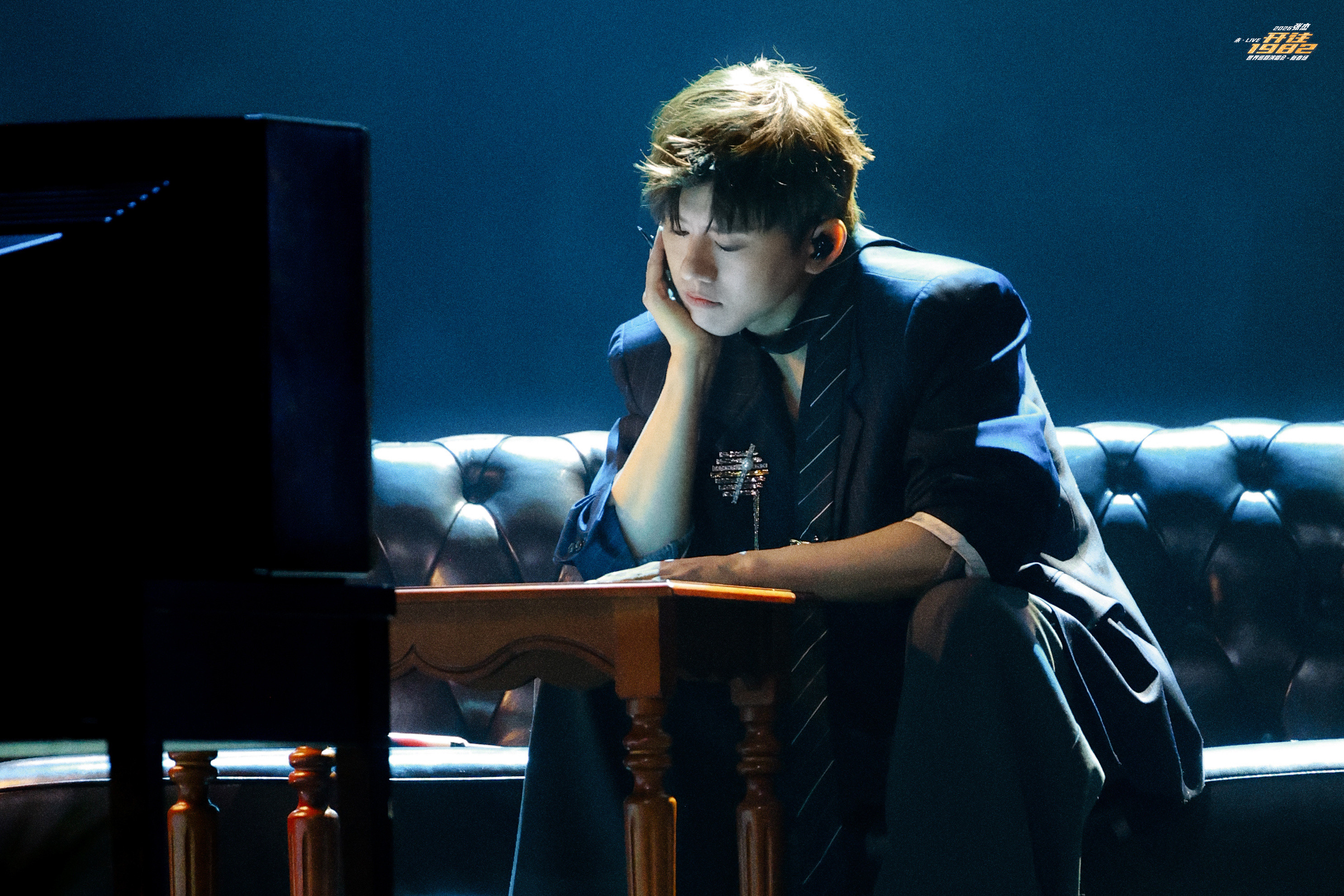 写的什么给我看看